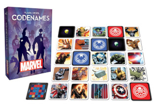 Spielschachtel und Spielmaterial - Codenames Marvel