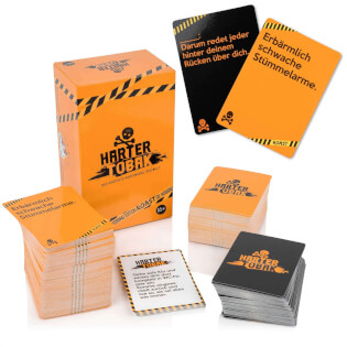 Schachtel und Spielkarten - Harter Tobak Roast - Mobbing Edition
